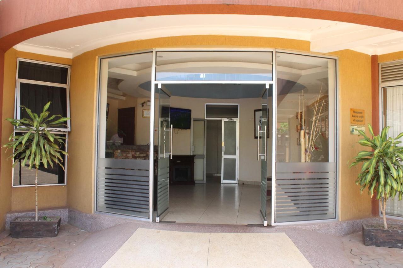 Ss Hotel Καμπάλα Εξωτερικό φωτογραφία